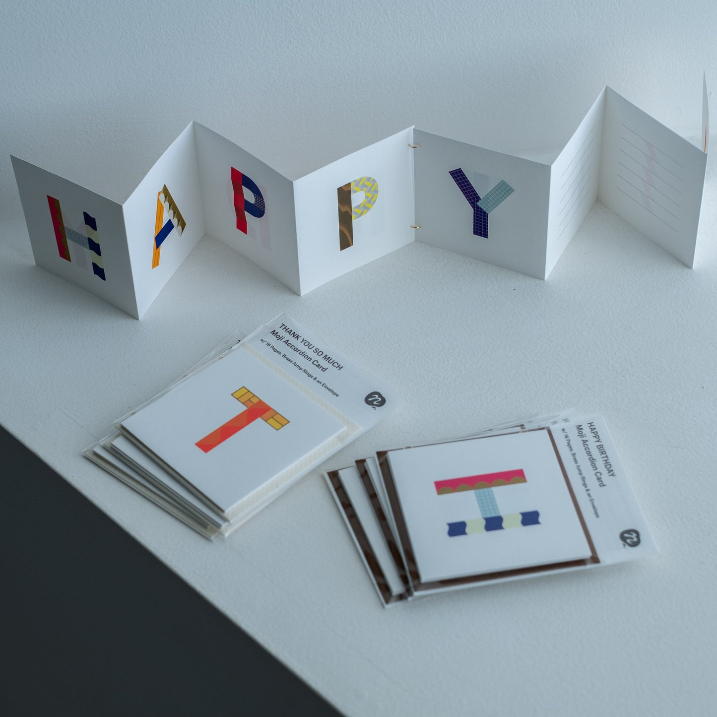 HAPPY BIRTHDAY Moji Accordion Card